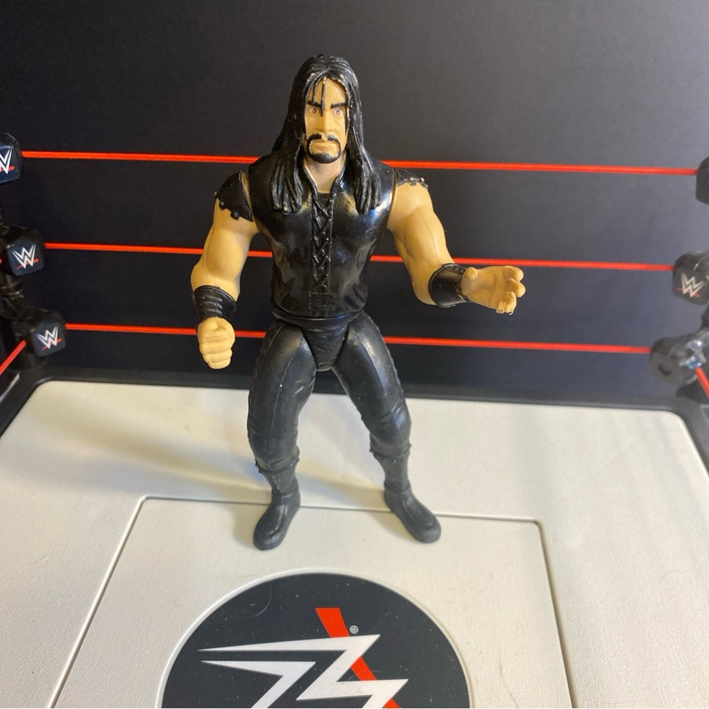WWF Special Edition Series 1 Undertaker Action Figure From Jakks Pacific 1997